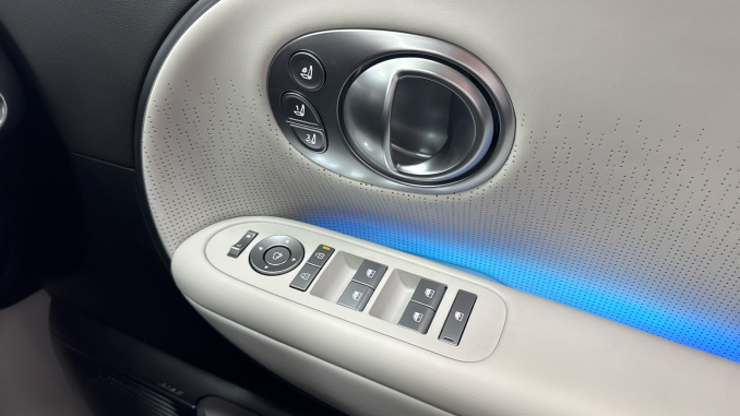 Hyundai IONIQ 9 314kW Calligraphy 110kWh 5dr AWD Auto Electric Estate - Image 29